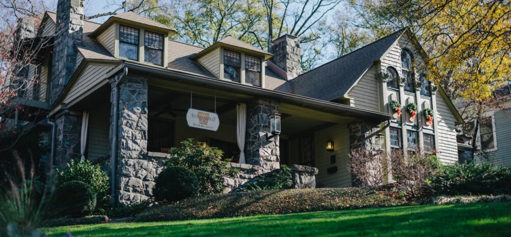 The front of Stonehurst Place