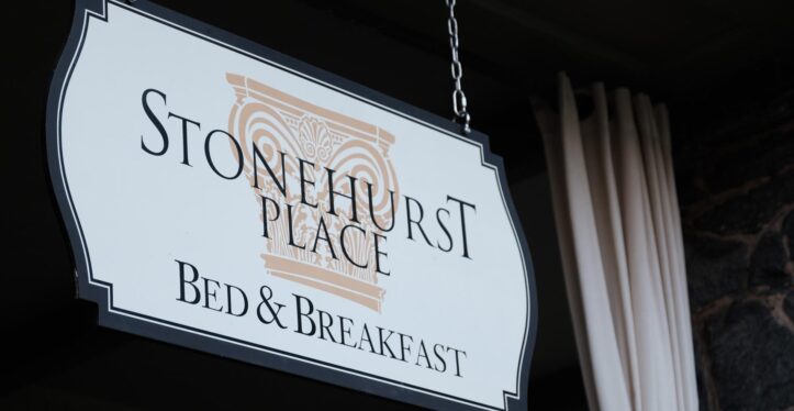 Stonehurst Place exterior sign
